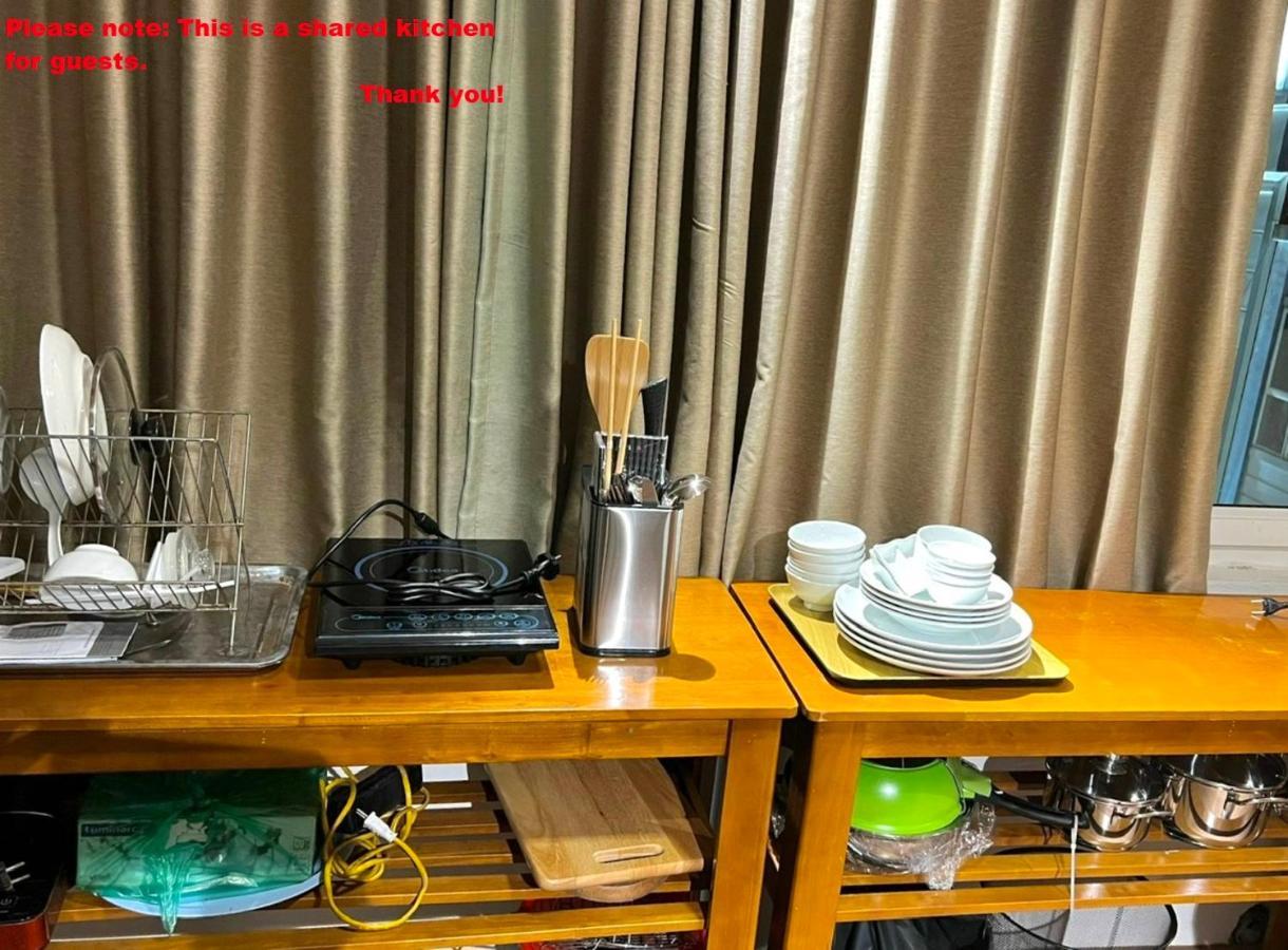 Nice Room Located Right Next To The Old Quarter Can Phong Nhieu Anh Sang Tai Ngay Gan Pho Di Bo Ho Guom Hanoi Zewnętrze zdjęcie
