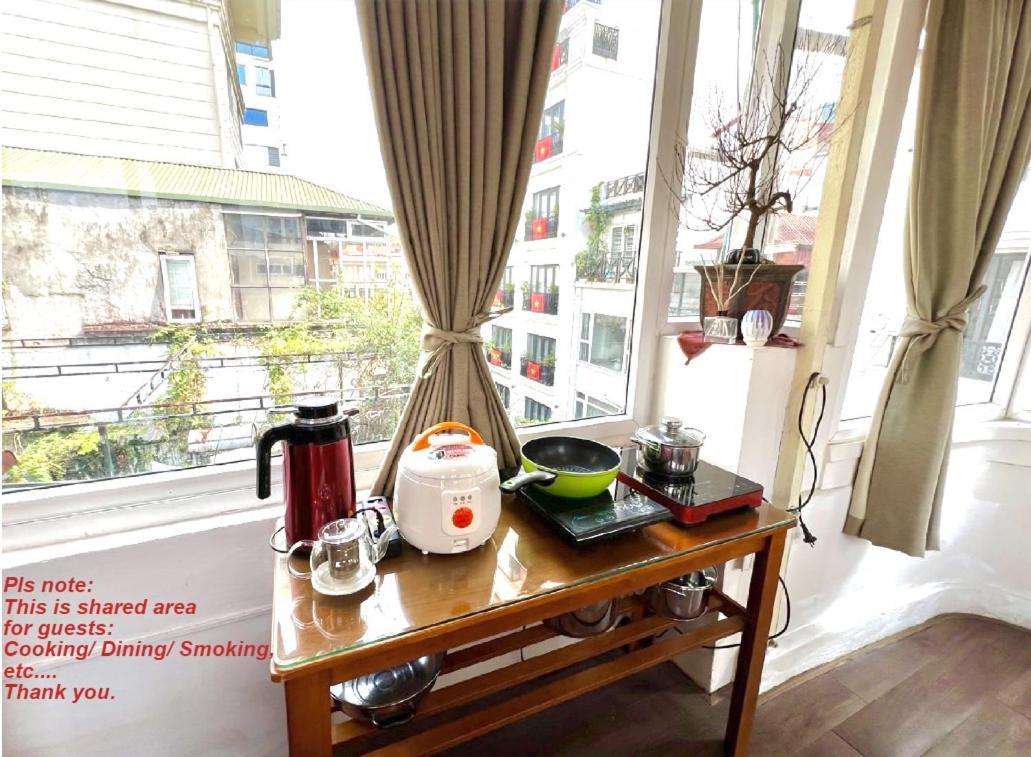 Nice Room Located Right Next To The Old Quarter Can Phong Nhieu Anh Sang Tai Ngay Gan Pho Di Bo Ho Guom Hanoi Zewnętrze zdjęcie